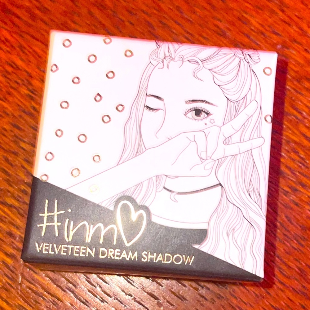 ) #inm velveteen dream shadow